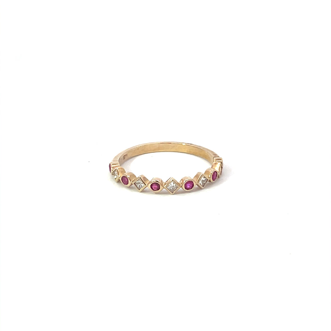 9ct Yellow Gold Ruby Ring